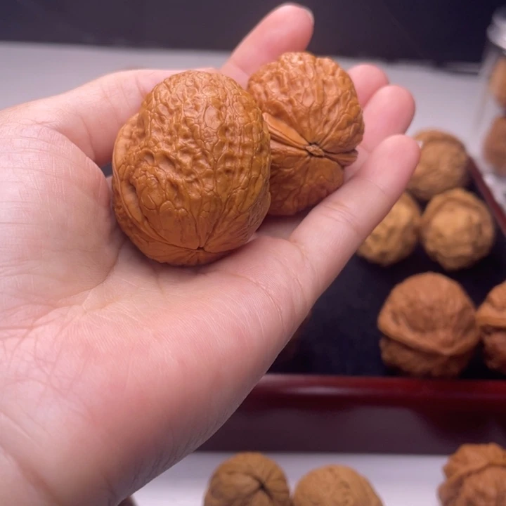 文玩核桃把件F*?2zzzzzzzf