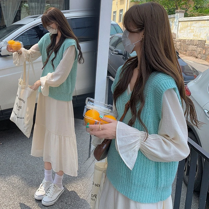 孕妇秋装连衣裙套装2023新款潮流款优质版高级感荷叶边宽松连衣裙