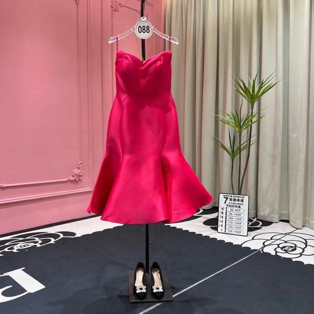 【甄菲】3508名媛气质风轻奢时尚重工缎感抹胸修身显瘦鱼尾连衣裙