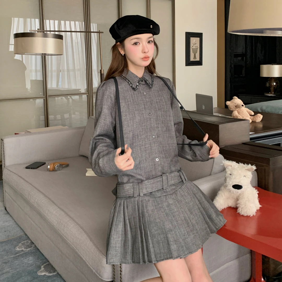 早秋法式小香风高级感连衣裙2025新款灰色洋气简约文艺短款百褶裙