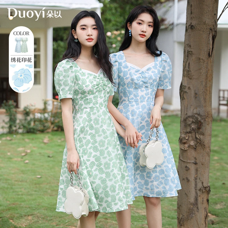 朵以2023夏季新款法式气质泡泡袖时尚显瘦碎花连衣裙38VX837036