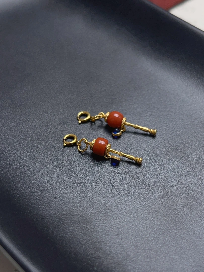 【灵兮珠宝】天然南红18K精致转经筒滴流挂件（多样性发货发其一）