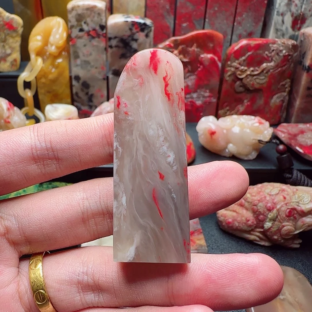 巴林鸡血石点****赞巴林鸡血石