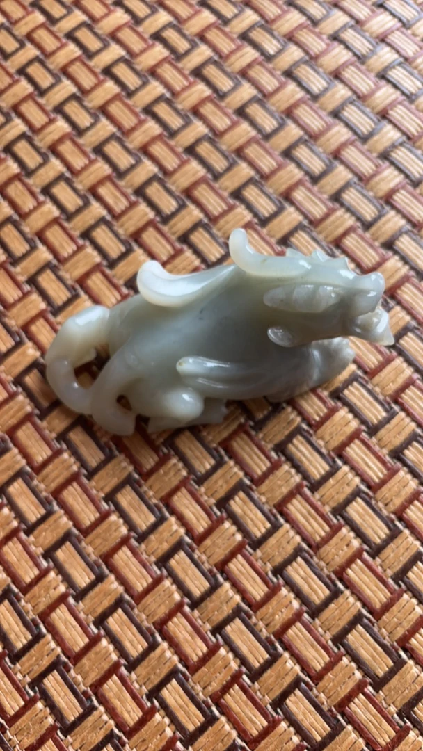和田玉仿古瑞兽 来自海外 编号31克重114.5g