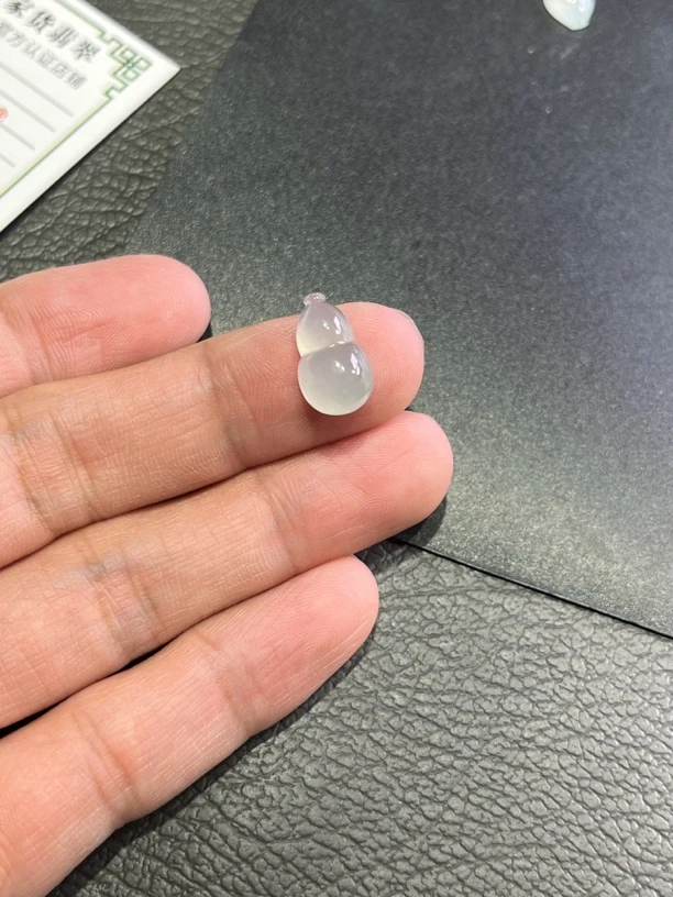 天然缅甸翡翠葫芦