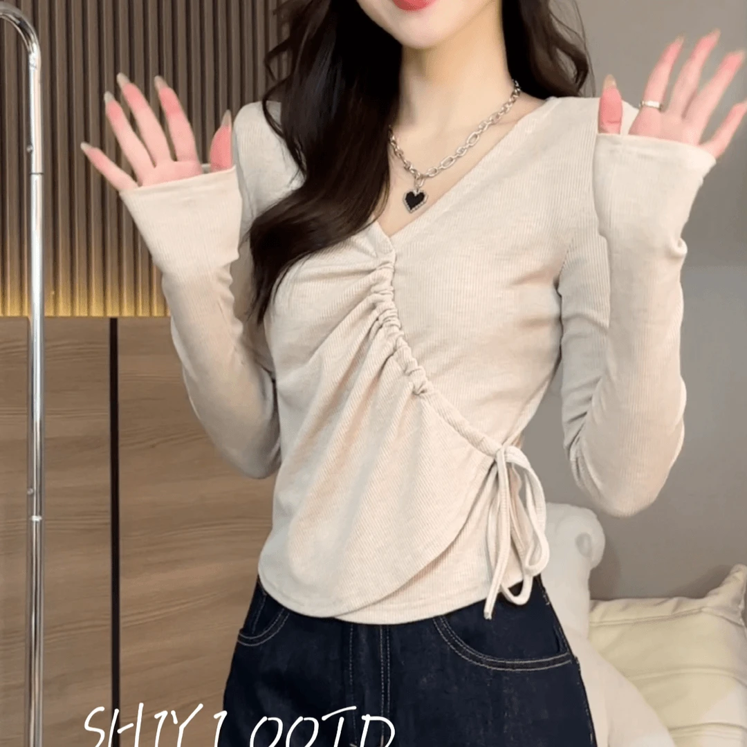 褶皱设计感小众v领长袖t恤女秋季2025新款时尚打底衫独特别致上衣