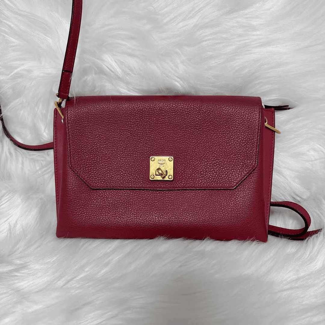 95新 MCM mcm 百搭款红色单肩包B0010