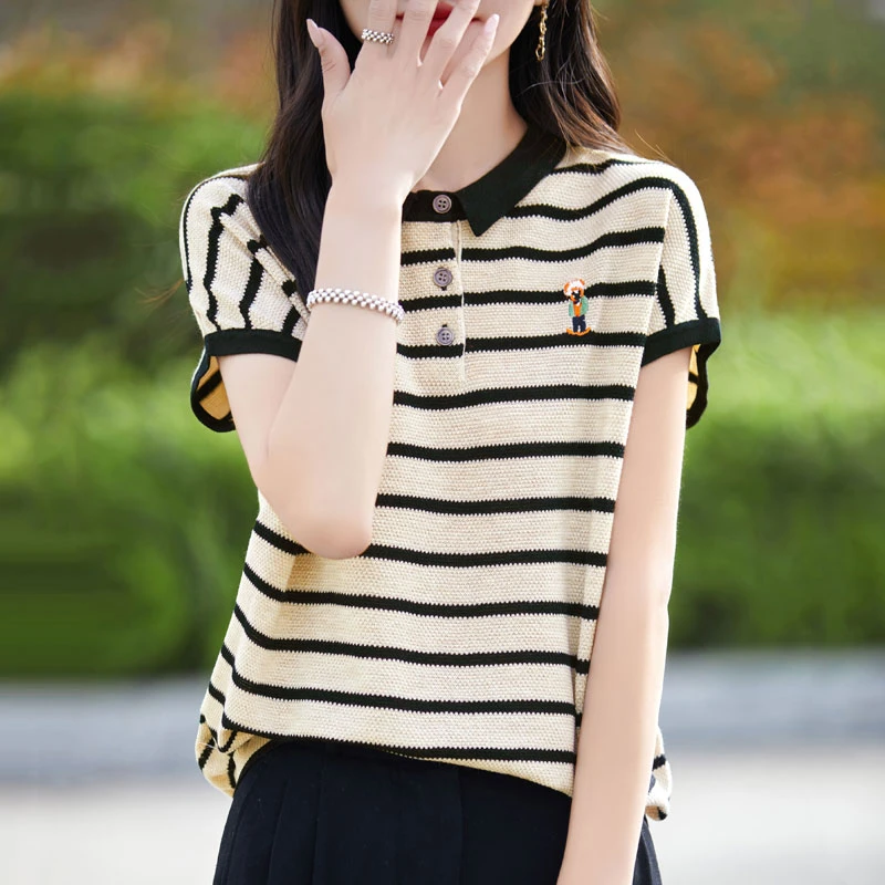 精纺时尚显瘦圆领POLO条纹针织短袖女夏季新款小熊刺绣撞色T恤