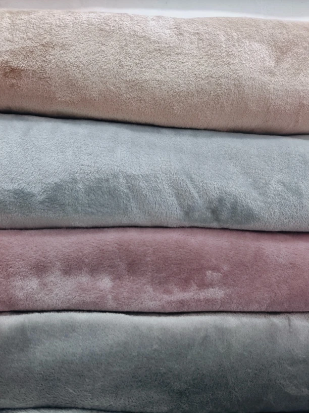 午睡毯沙发毯冬季必备牛奶绒加厚小盖毯学生宿舍加厚毛毯四角包边