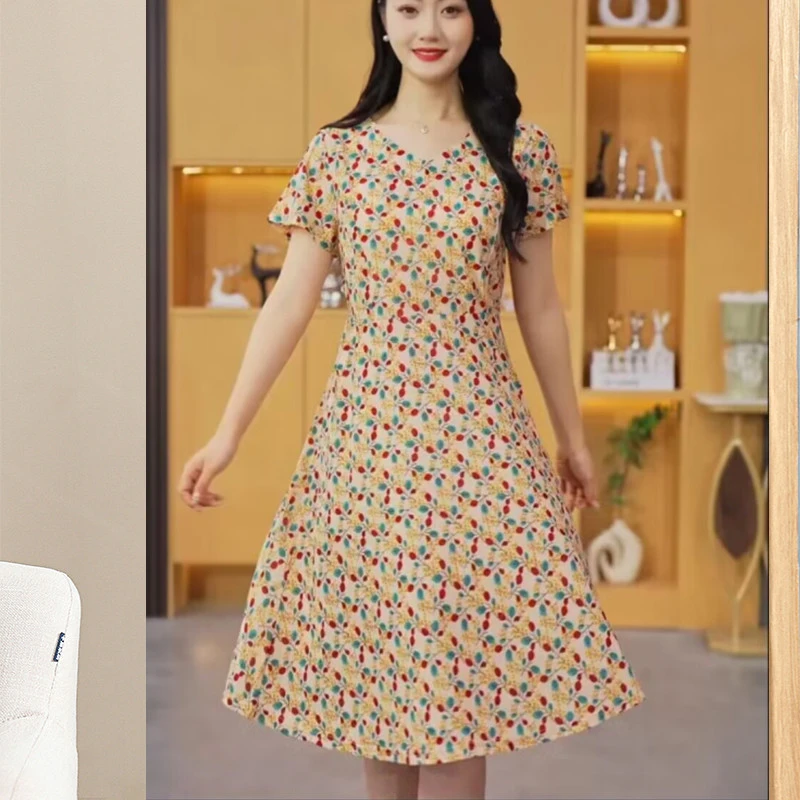 妈妈装夏装短袖连衣裙中老年女装洋气2024新款时尚碎花中长款裙子