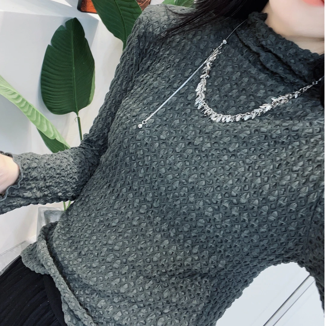 RuGu  休闲时尚百搭修身纯色泡泡纱打底上衣女