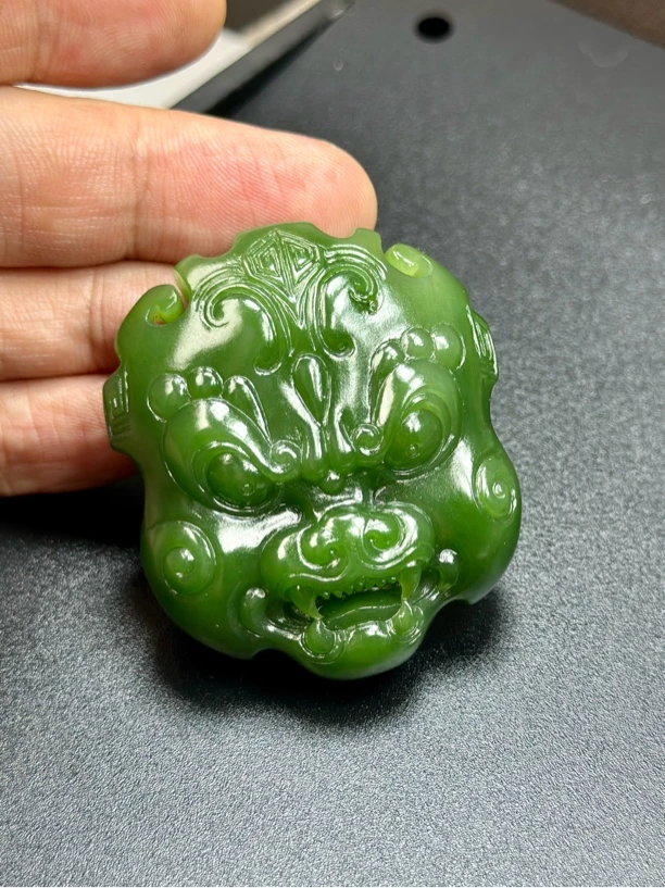 【俄料】和田玉碧玉老坑菠菜绿饕餮兽面守护