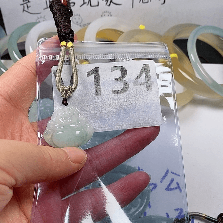 翡翠颈饰未镶嵌天然