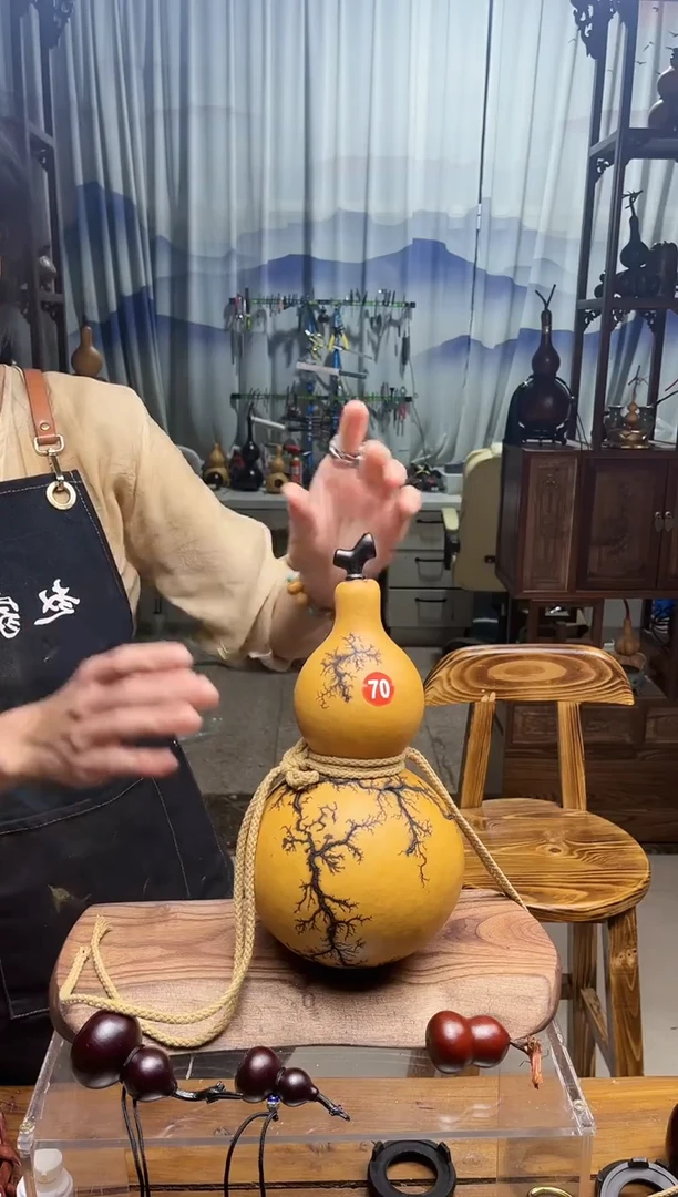 【闪购商品】天然葫芦（大漆款） 70号