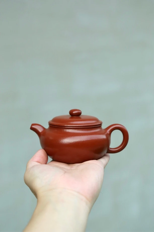 宜兴原矿朱泥大红袍全手工扁腹紫砂泡茶壶 180cc