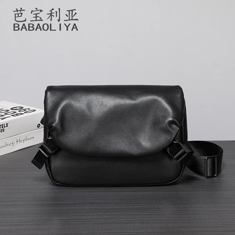 芭宝利亚男士斜挎包头层牛皮单肩包大容量商务休闲包通勤随身男包