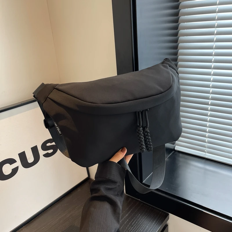 斜挎包女大容量运动腰包简约百搭斜跨单肩包时尚女士背包男款胸包