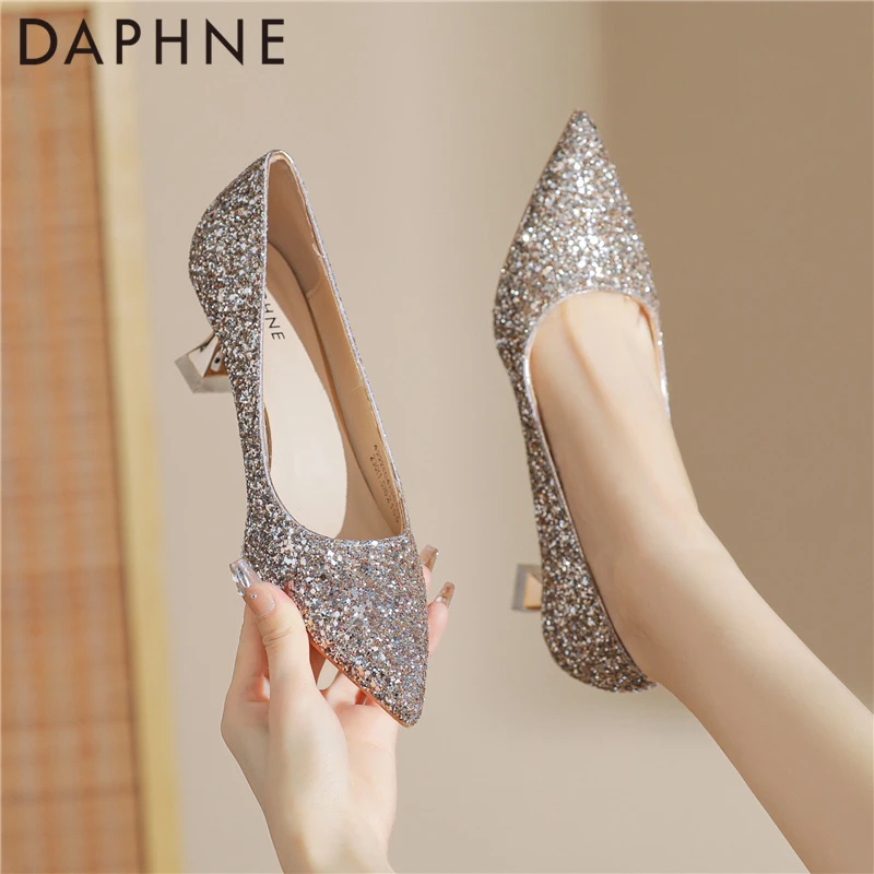 达芙妮婚鞋新娘鞋高跟鞋女2025爆款洋气高级感喜妈妈法式气质单鞋