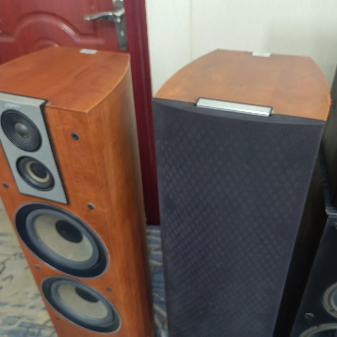 双八寸三分频落地音响一对不包邮