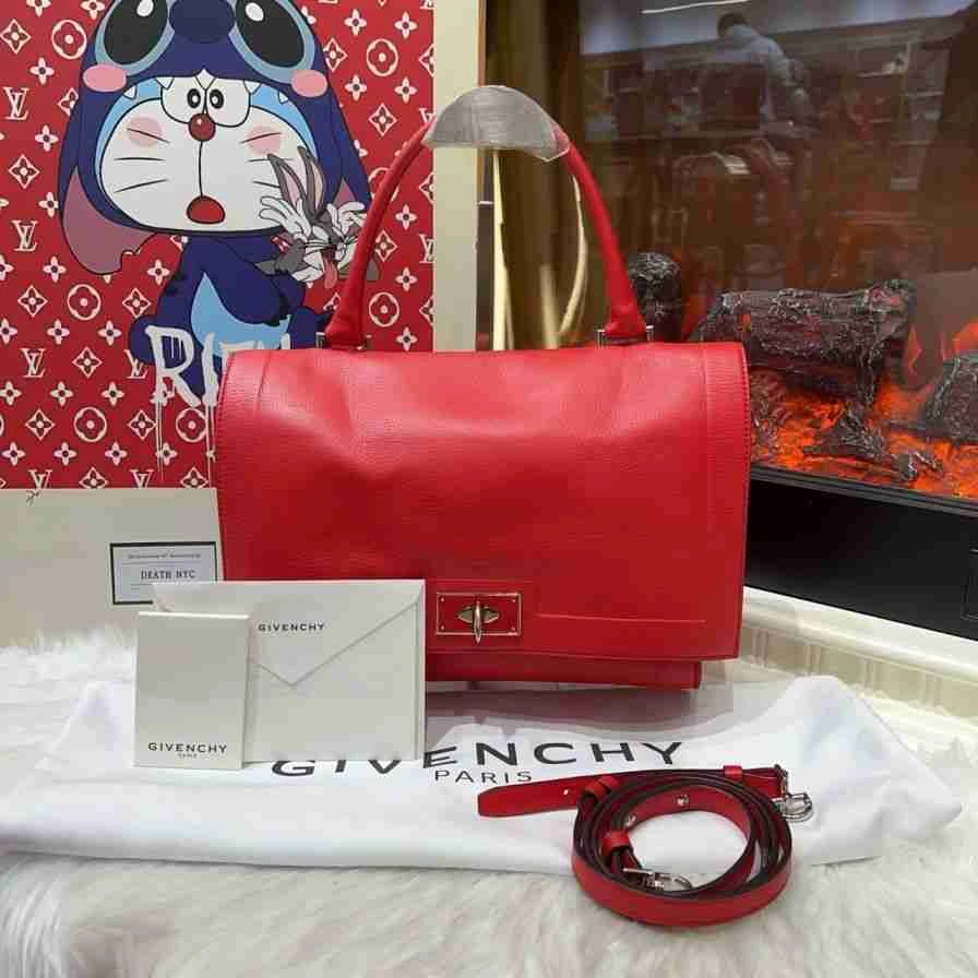 95新 Givenchy/纪梵希 小野专属/95新/纪梵希/单肩包/AK9956