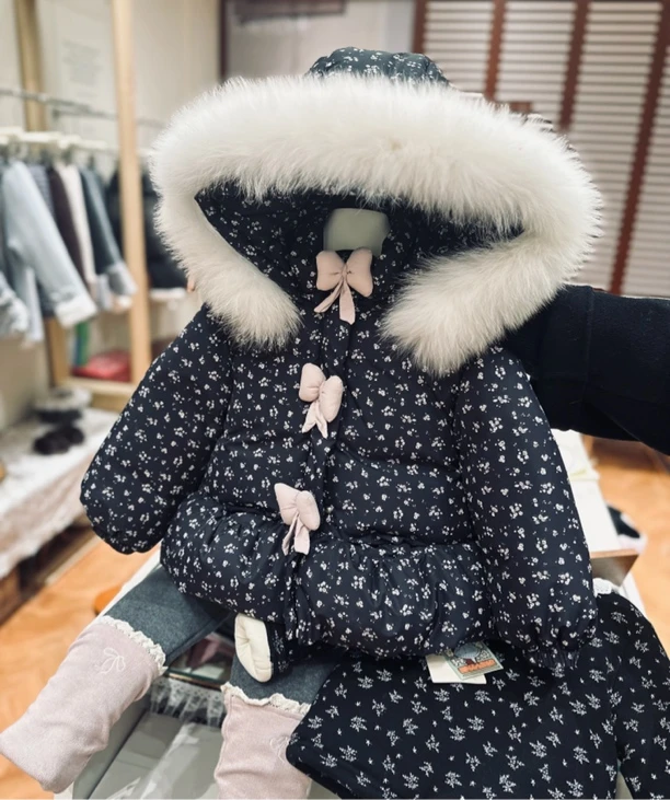 7seven 女童2024冬款加厚白鸭绒羽绒服碎花连帽羽绒外套8506