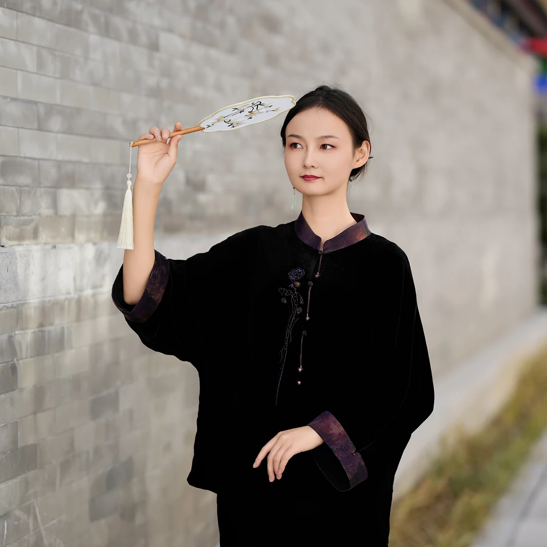 【香绫-国风店】-西岭-传统刺绣玫瑰花丝绒正肩上衣8123621