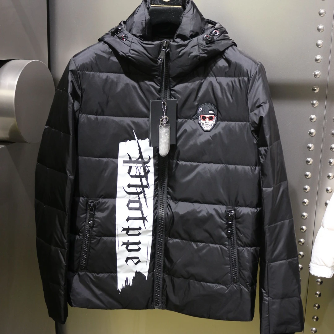 【PP】PYR09840543 羽绒服