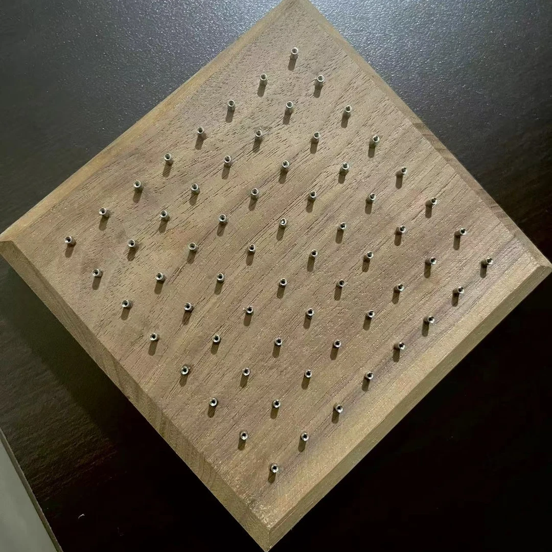 合金耳饰 北美黑胡桃木钛合金耳钉展示板64孔0.9牙本店耳钉通用