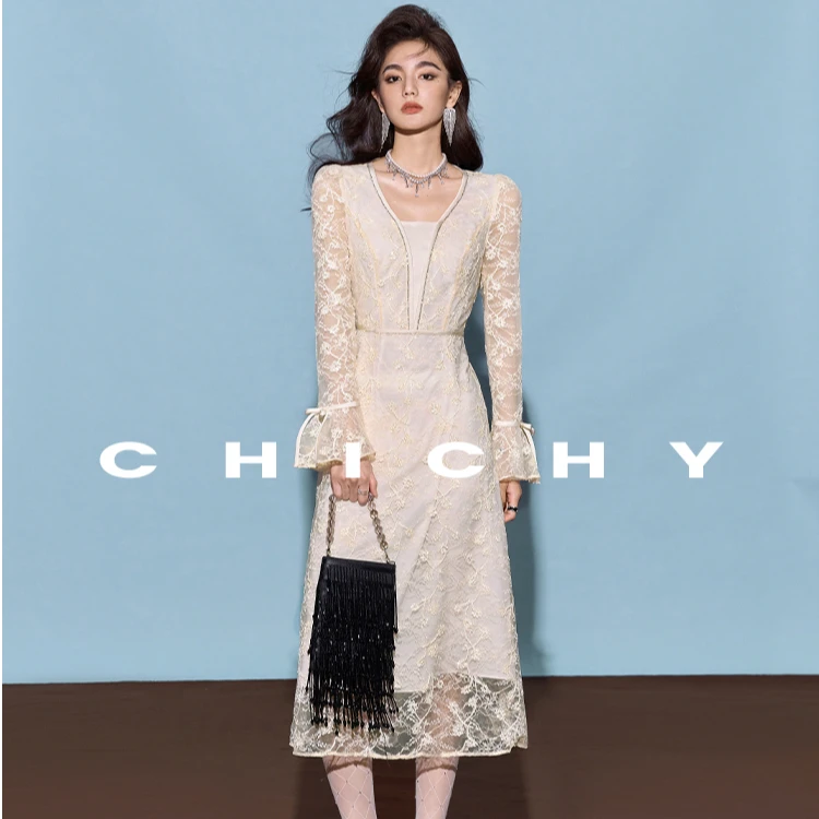 CHICHY千金风长袖蕾丝连衣裙女CC8F011243