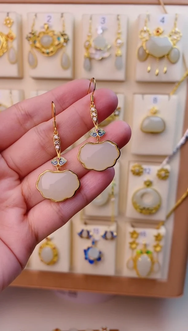 【闪购商品】和田玉耳饰银S925镀金镶嵌1