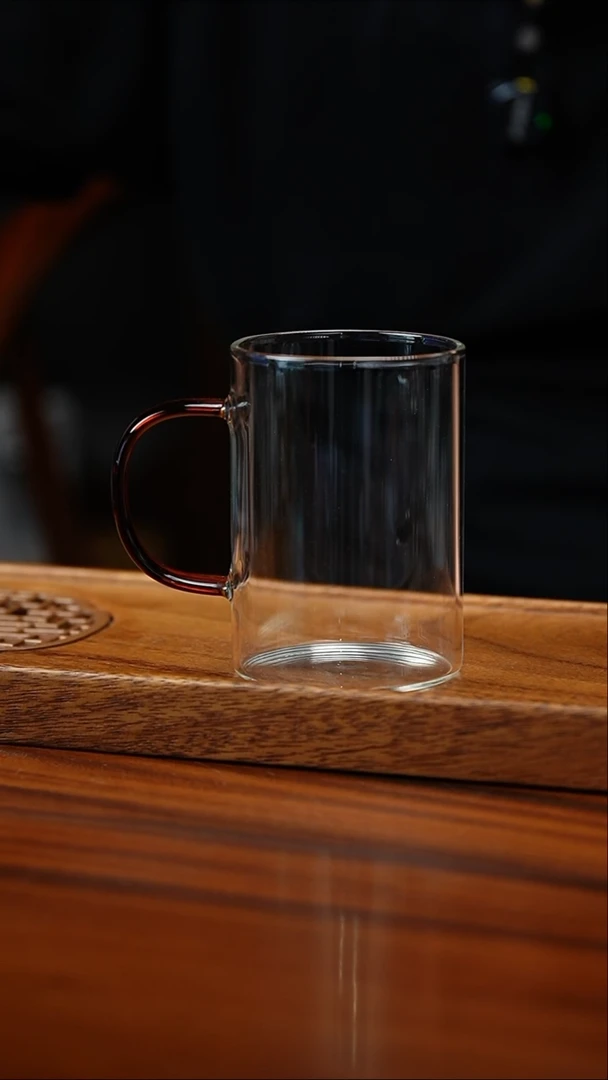 【闪购商品】个人绿茶杯唬迫色300毫升