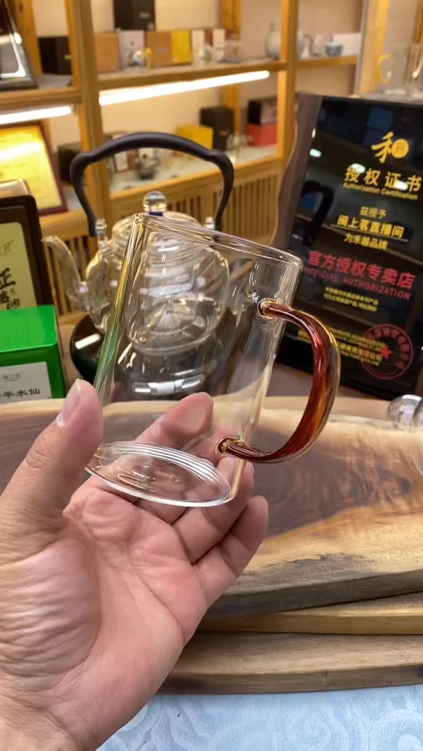 【闪购商品】·个人杯琥珀