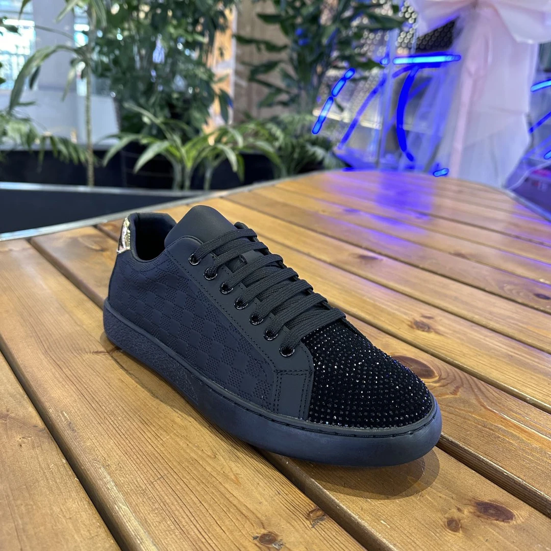 男士鞋鞋子青年鞋系带时尚压花黑色休闲板鞋百搭板鞋低帮2606-11