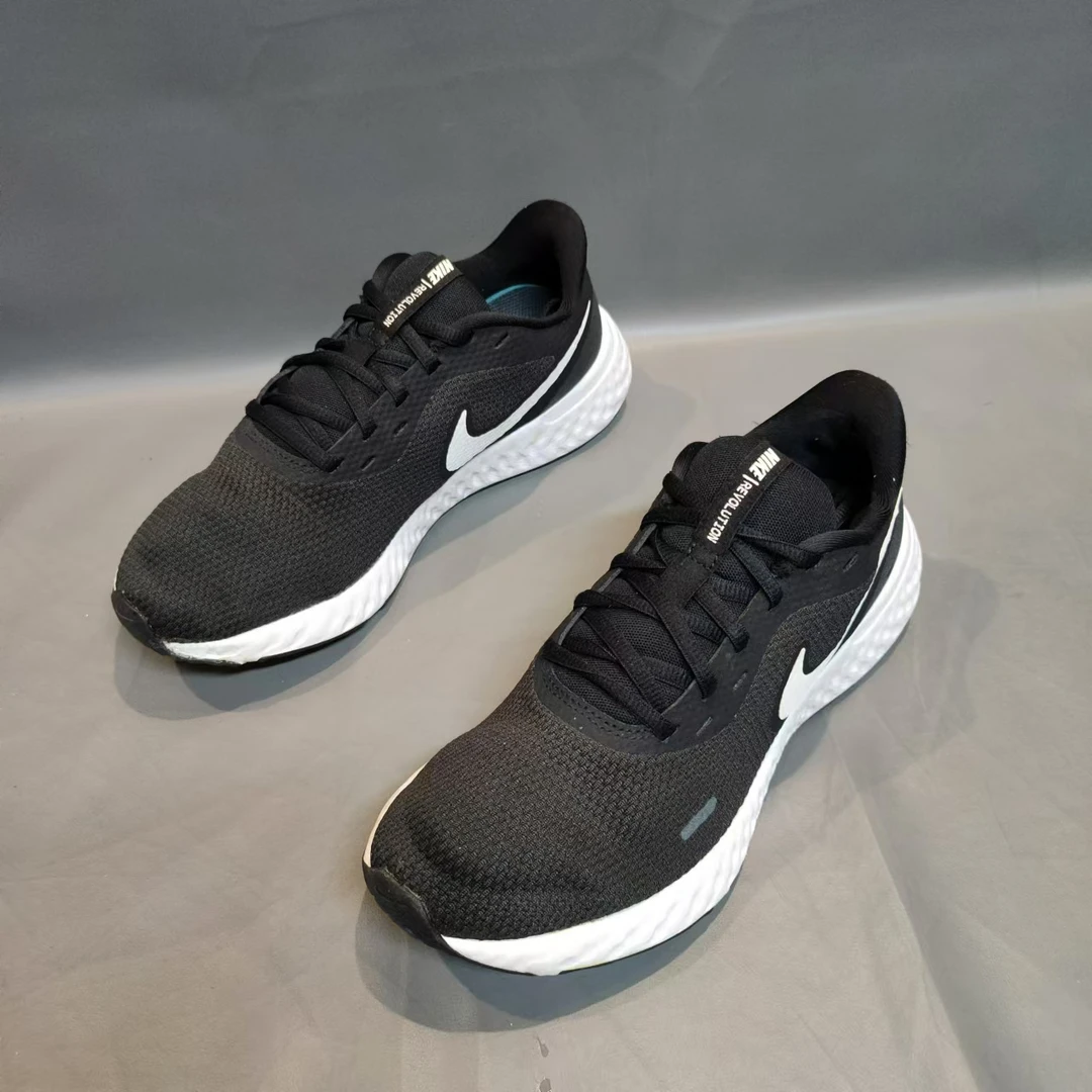 39码/93新/捡漏/Nike Revolution 5 黑白/无原盒/跑步鞋/运动鞋