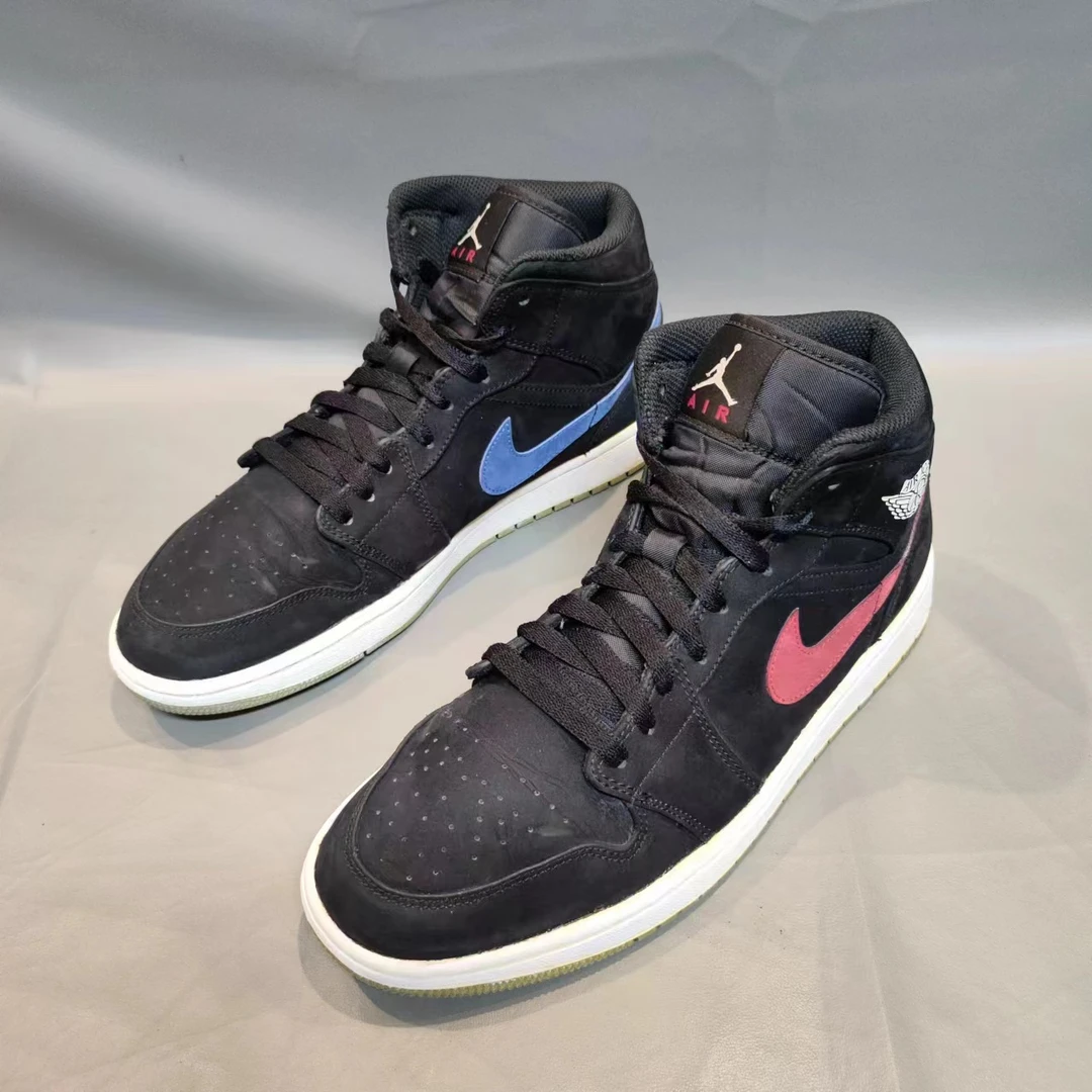 43码/90新/公价1699/AJ1 黑红蓝 中帮/无原盒/球鞋/潮鞋/运动鞋