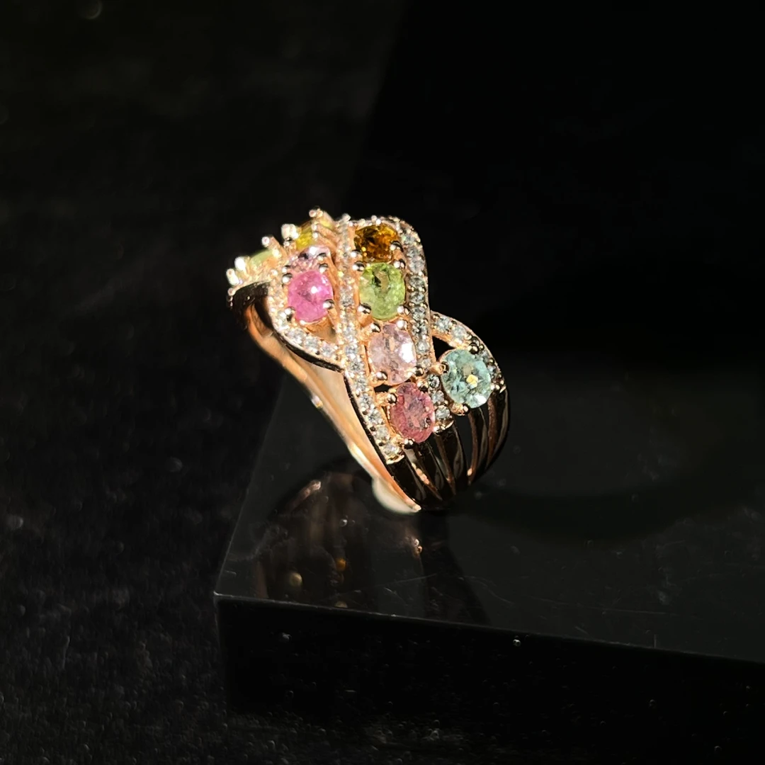 【何姐聊收藏】净水碧玺豪镶彩虹时尚精美戒指 开口戒 YS0670413