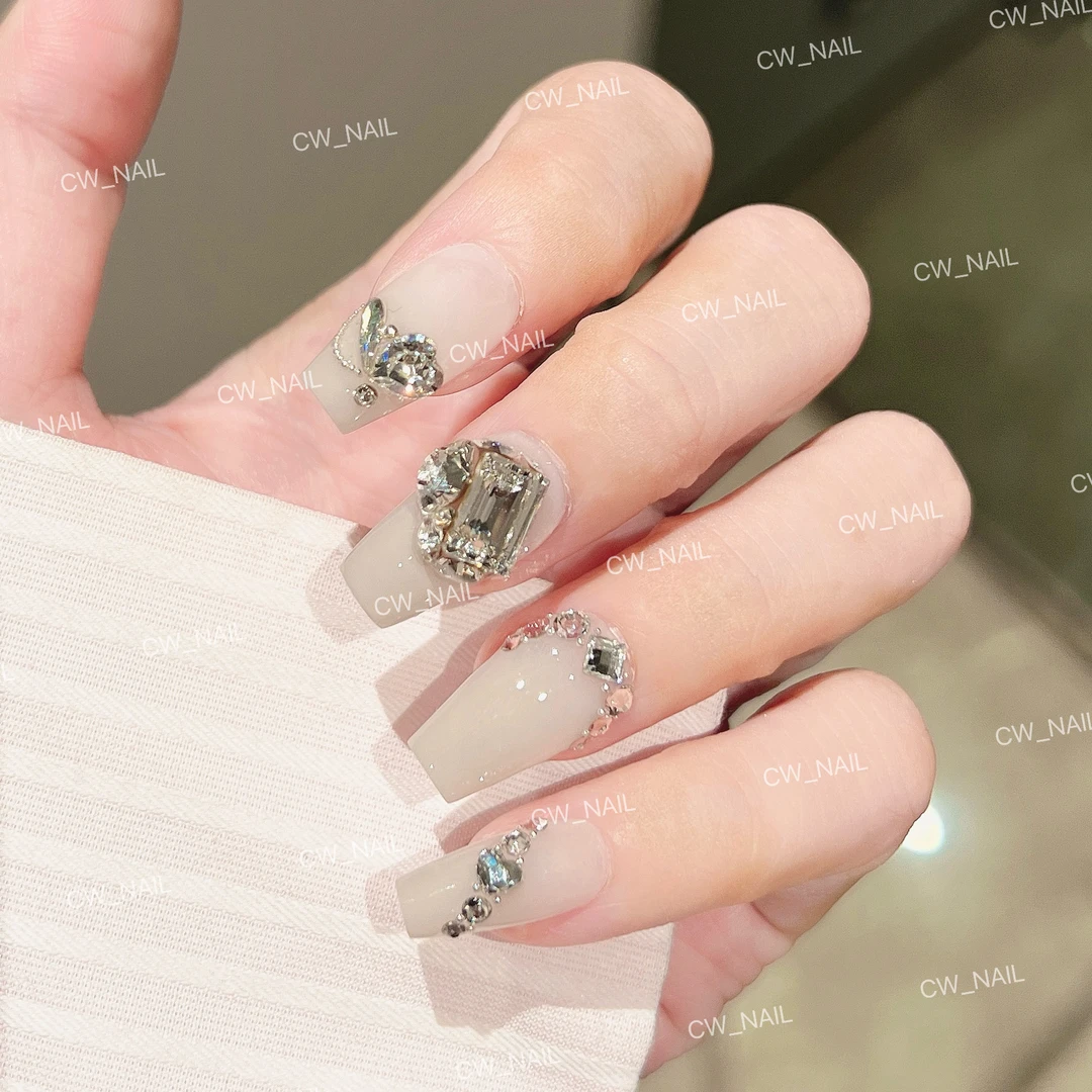 【雾】— 001异形钻钢珠款 高级灰渐变 进口施家全华穿戴甲