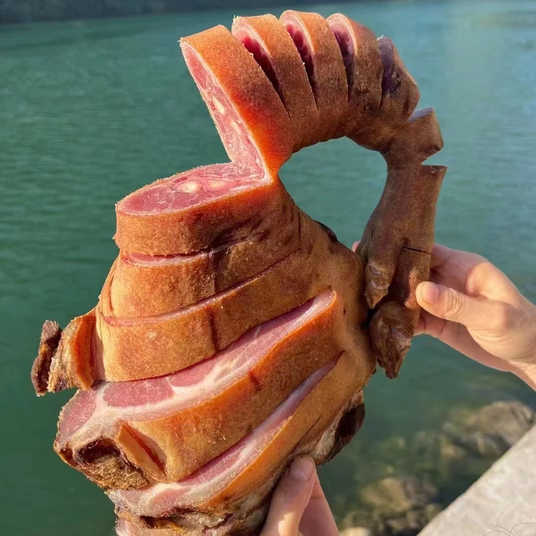 湖北宜昌长阳土家族腊肉/腊五花肉/腊兔/腊香肠/腊羊腿礼盒装烟熏