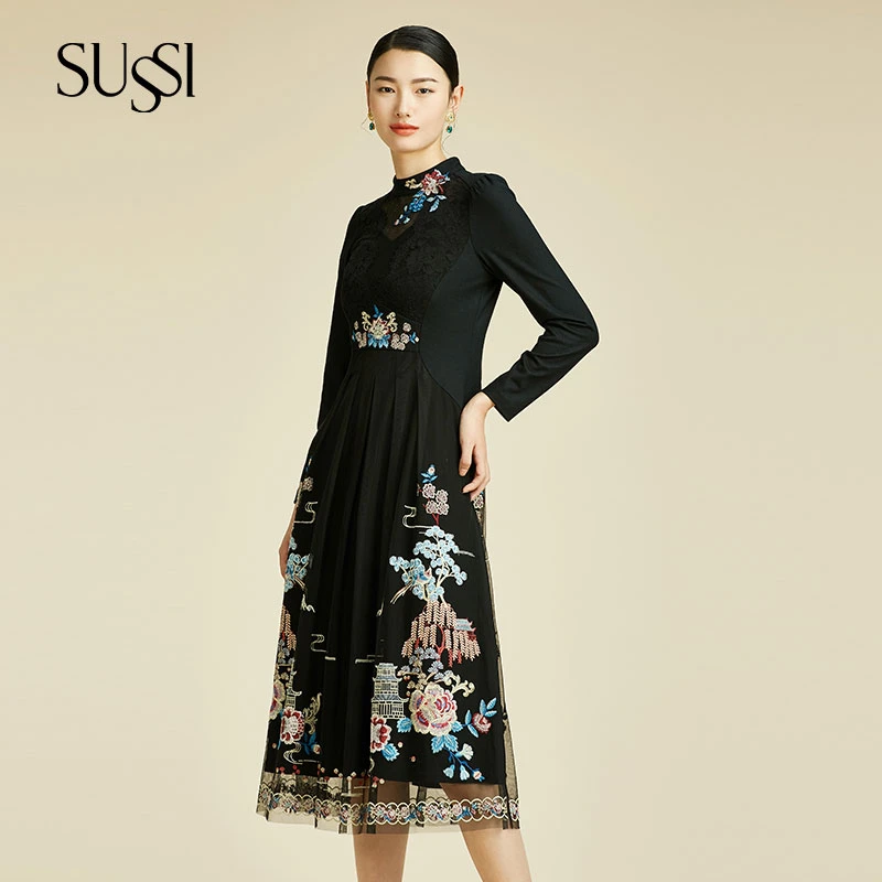 SUSSI/古色24秋冬商场同款黑色网纱刺绣立领中长款礼服修身印花