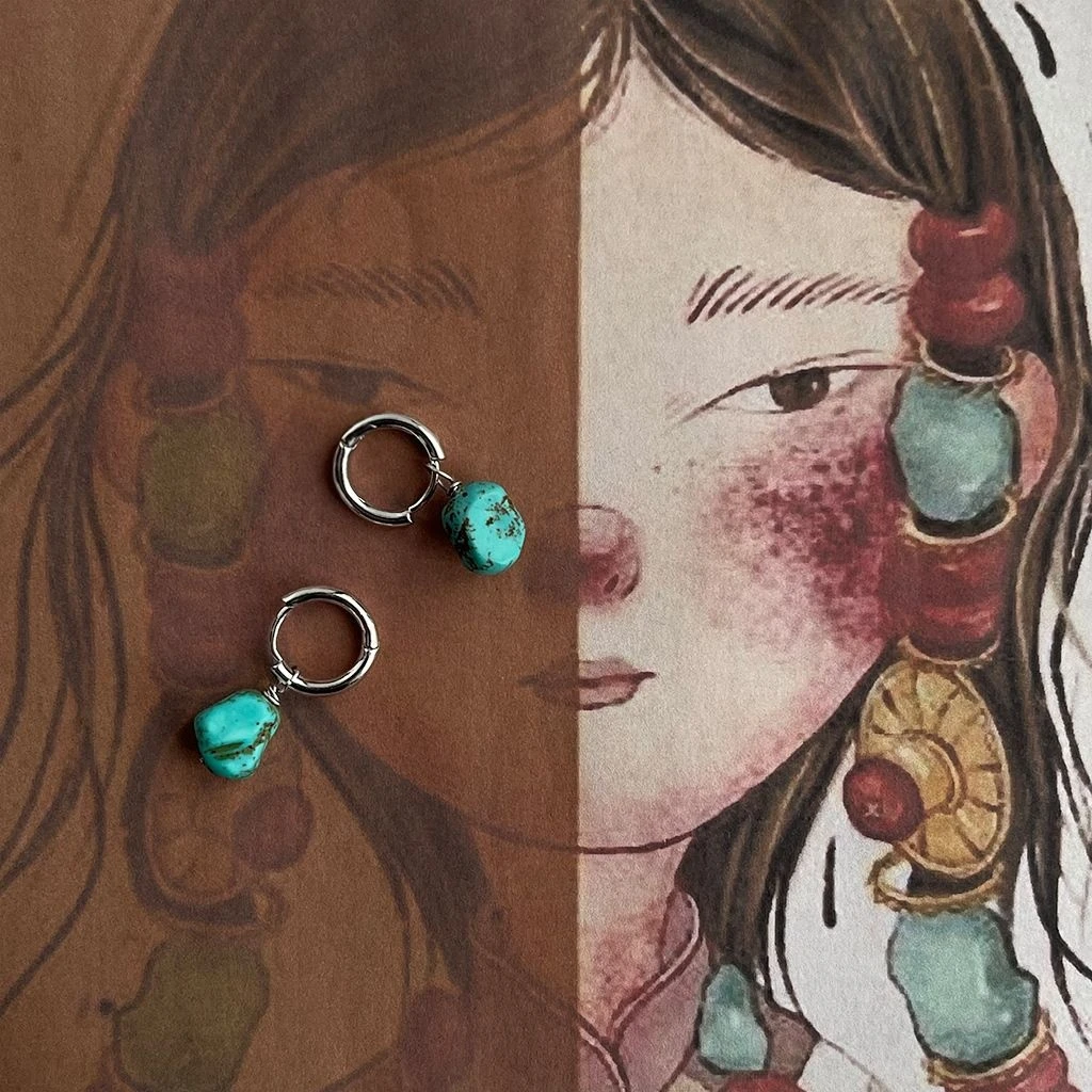 铜合金耳饰 设计感民族风手作合成绿石耳扣文艺复古不规则耳饰
