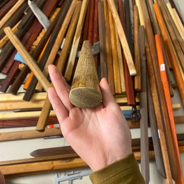 95公分龙凤檀椭圆形剑尺双手剑尺太极棍重量800g-850g日常练习