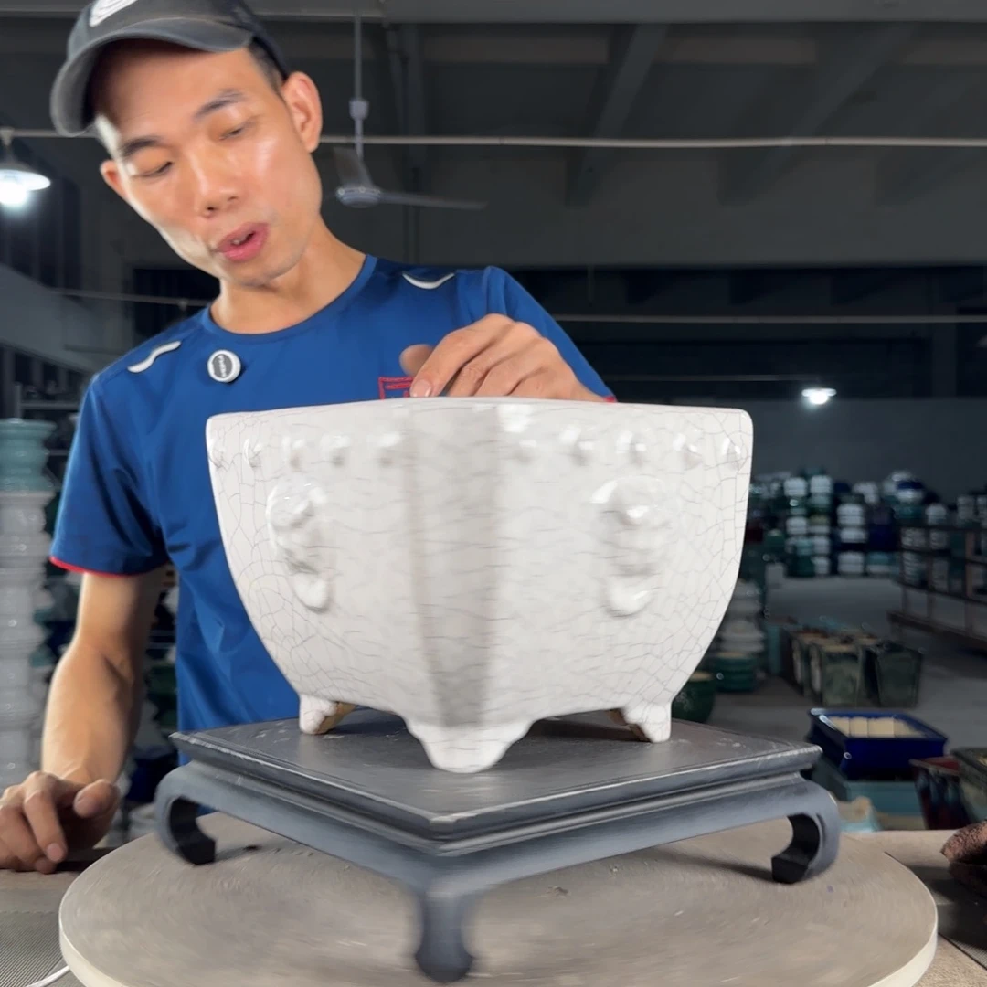 红陶20CM（含）-50CM（不含）微瑕