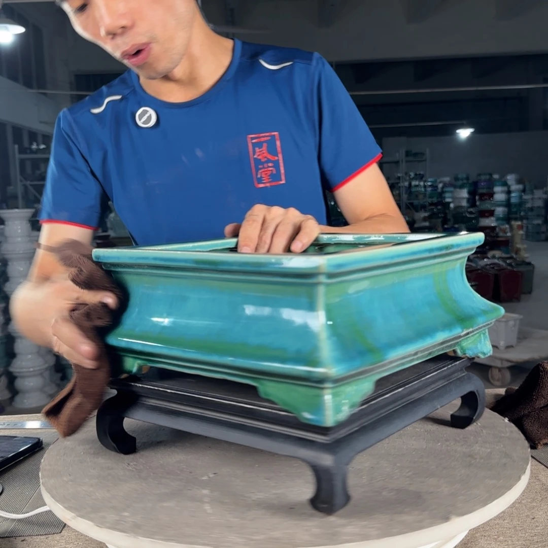 红陶20CM（含）-50CM（不含）微瑕裂