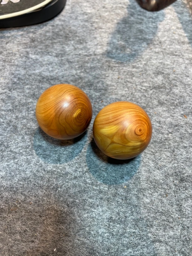 太行崖柏手球4.0尺寸