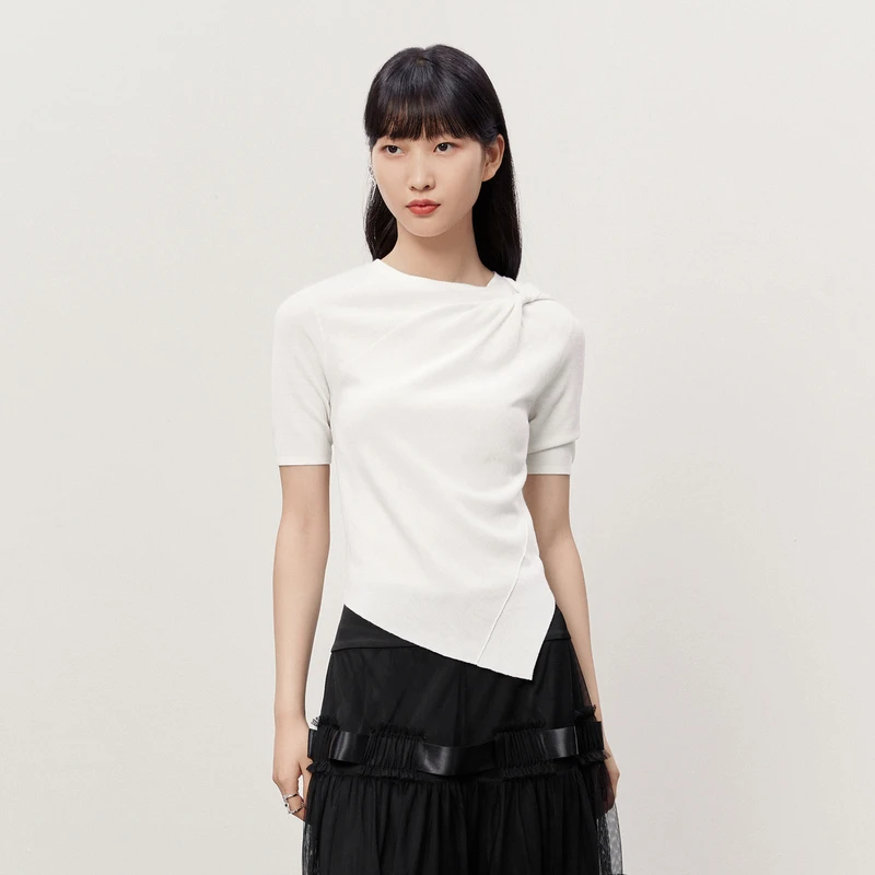 荷比俪夏季新款女不规则设计感针织衫HMD21650111