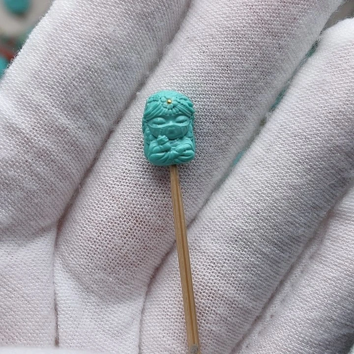 绿松石配饰未镶嵌