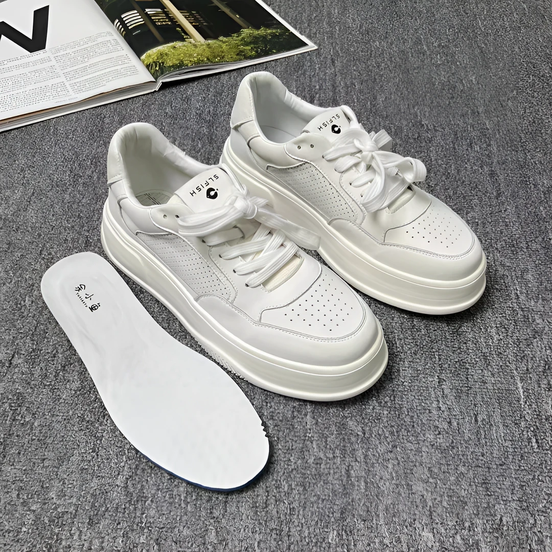 2135余小鱼小白鞋真皮打孔男女款百搭透气发泡底增高系带舒适