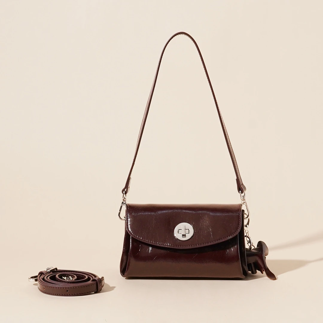 岩牛秋冬新款女士经典风琴包头层牛皮单肩时尚斜跨百搭小包包女包