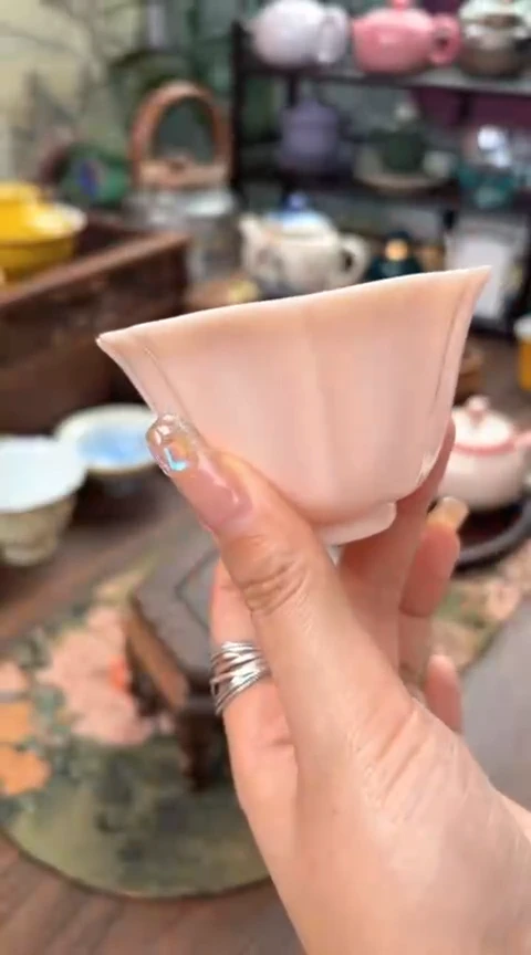 【闪购商品】陶瓷水粉羊脂玉瓷莲花杯