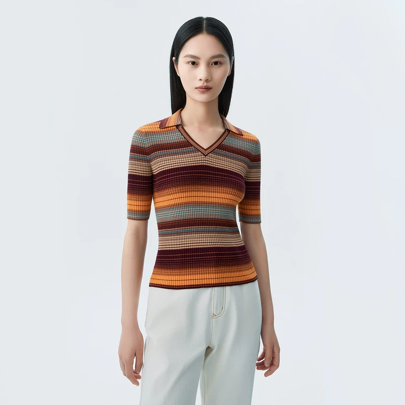 LANCY/朗姿条纹翻领设计感小V领修身套头撞色长袖针织衫短款女